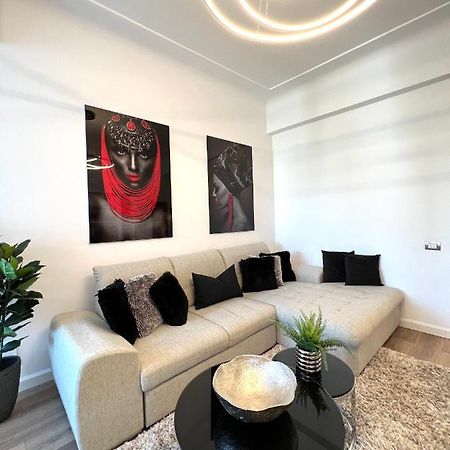 Sky View - Luxury Apartament - Sanador Victoriei 부쿠레슈티 외부 사진