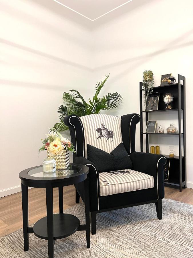 Sky View - Luxury Apartament - Sanador Victoriei 부쿠레슈티 외부 사진
