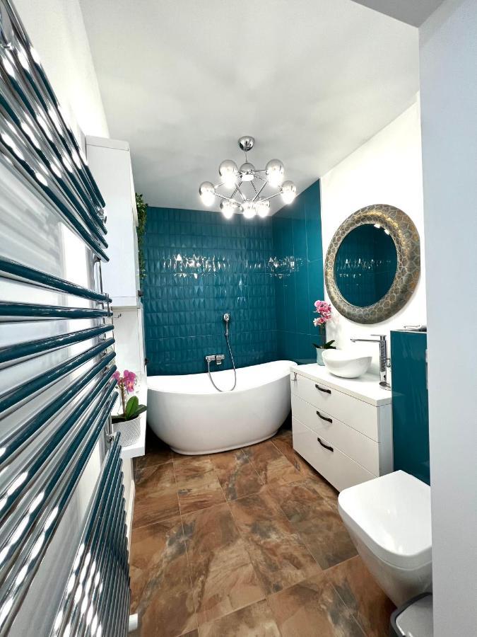 Sky View - Luxury Apartament - Sanador Victoriei 부쿠레슈티 외부 사진
