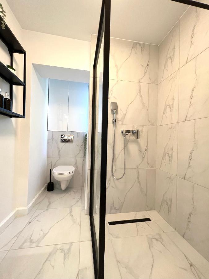 Sky View - Luxury Apartament - Sanador Victoriei 부쿠레슈티 외부 사진