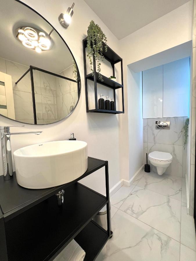 Sky View - Luxury Apartament - Sanador Victoriei 부쿠레슈티 외부 사진